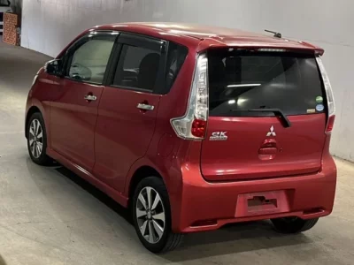 Mitsubishi EK CUSTOM