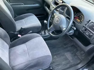 Toyota SUCCEED