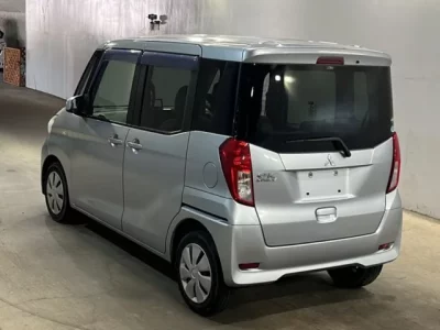 Mitsubishi EK SPACE