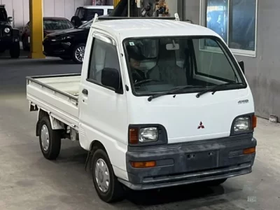 Mitsubishi MINICAB TRUCK
