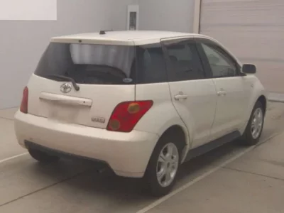 Toyota IST