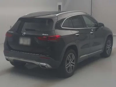 Mercedes-Benz GLA CLASS