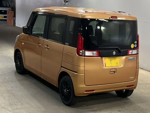 Suzuki SPACIA