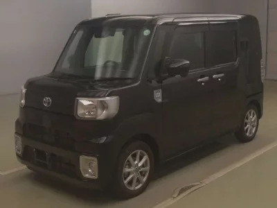 Toyota PIXIS MEGA