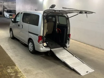 Nissan NV200