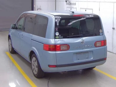 Nissan LAFESTA