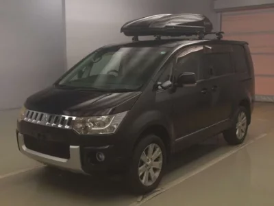 Mitsubishi DELICA D5