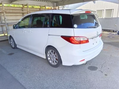 Nissan LAFESTA