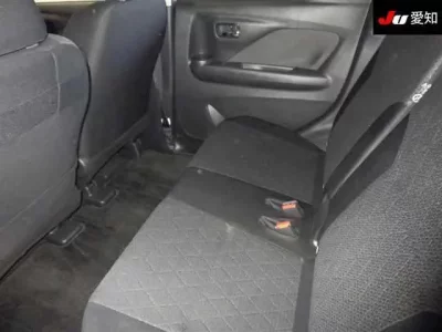 Mitsubishi EK X
