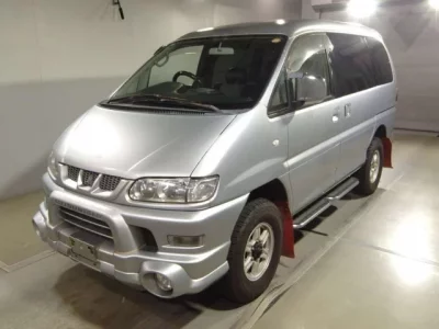 Mitsubishi DELICA