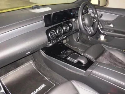 Mercedes-Benz CLA CLASS