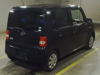 Toyota PIXIS SPACE