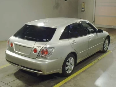 Toyota ALTEZZA WAGON
