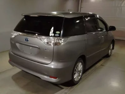 Toyota ESTIMA HYBRID