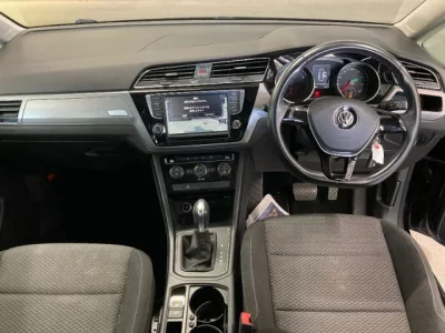 Volkswagen GOLF TOURAN