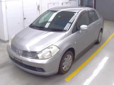 Nissan TIIDA LATIO