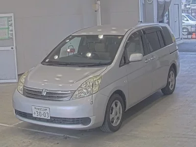 Toyota ISIS
