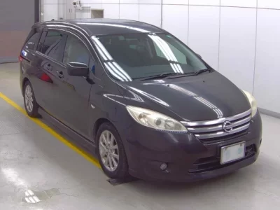 Nissan LAFESTA