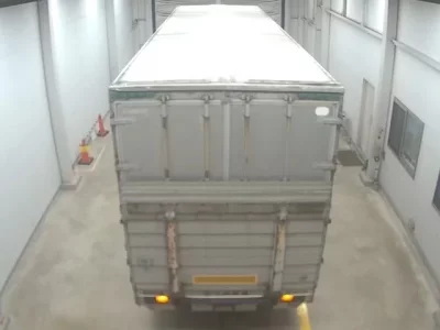 Isuzu TRUCK
