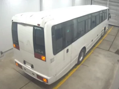 Isuzu BUS