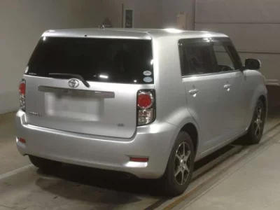 Toyota COROLLA RUMION