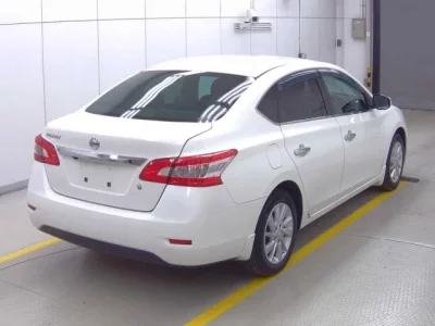 Nissan SYLPHY
