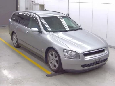 Nissan STAGEA