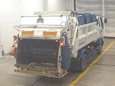 Mitsubishi FUSO FIGHTER