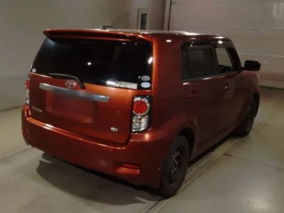 Toyota COROLLA RUMION