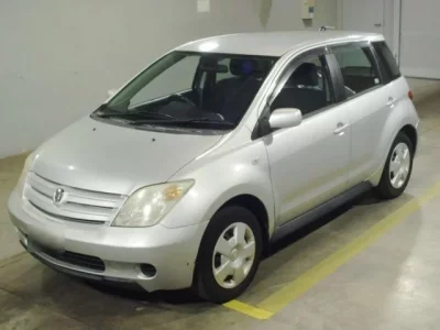 Toyota IST