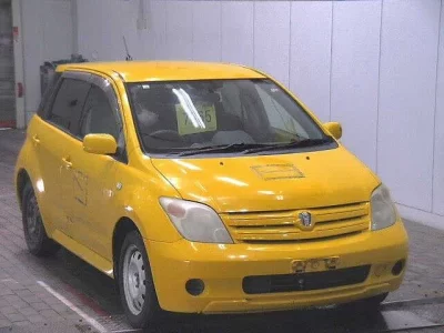 Toyota IST