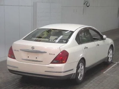Nissan TEANA