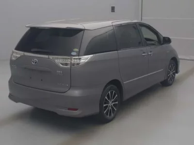 Toyota ESTIMA HYBRID