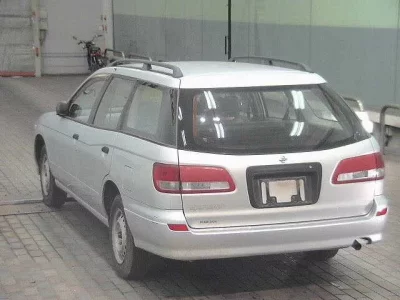 Nissan EXPERT