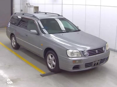 Nissan STAGEA