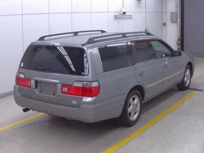 Nissan STAGEA