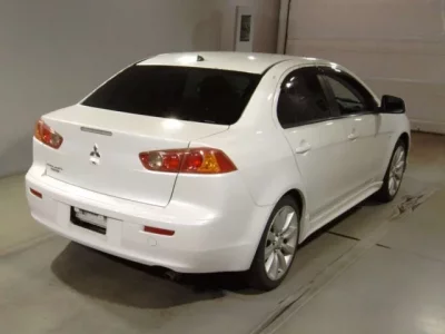 Mitsubishi GALANT FORTIS