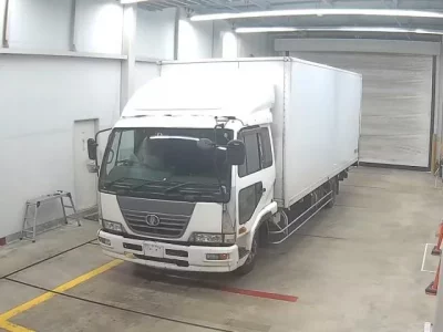 Nissan CONDOR