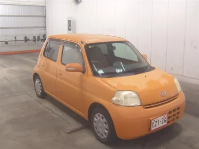 Daihatsu Esse