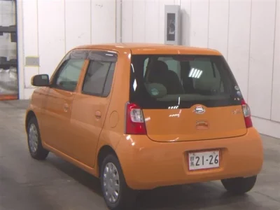 Daihatsu Esse