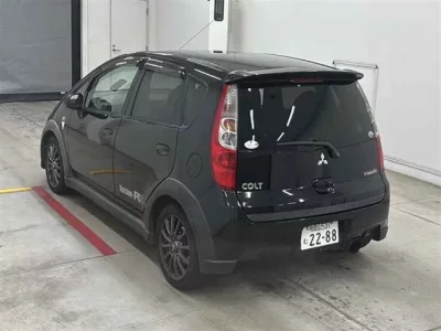 Mitsubishi COLT