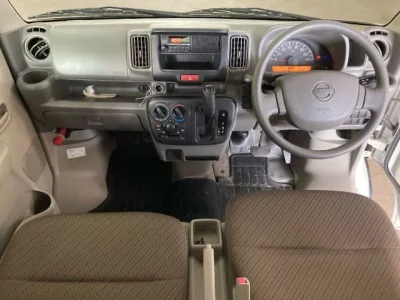 Nissan CLIPPER VAN