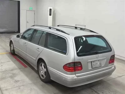 Mercedes-Benz E CLASS WAGON