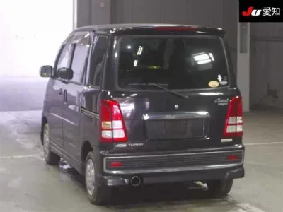 Daihatsu Atrai Wagon