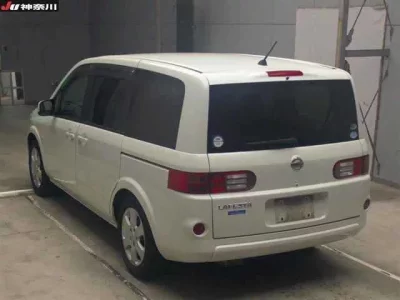 Nissan LAFESTA