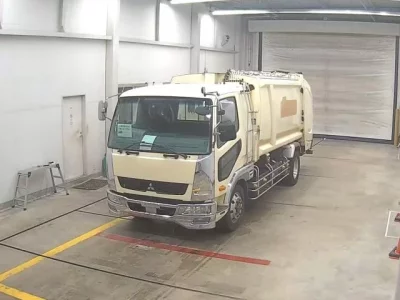 Mitsubishi FUSO FIGHTER