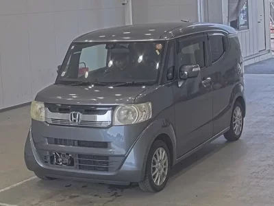 Honda N BOX SLASH