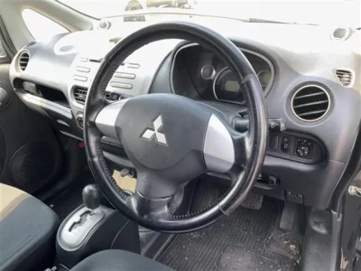Mitsubishi I