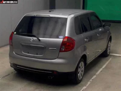Mazda VERISA