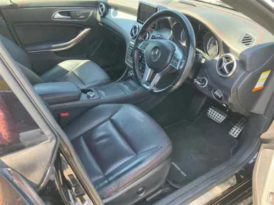 Mercedes-Benz CLA CLASS
